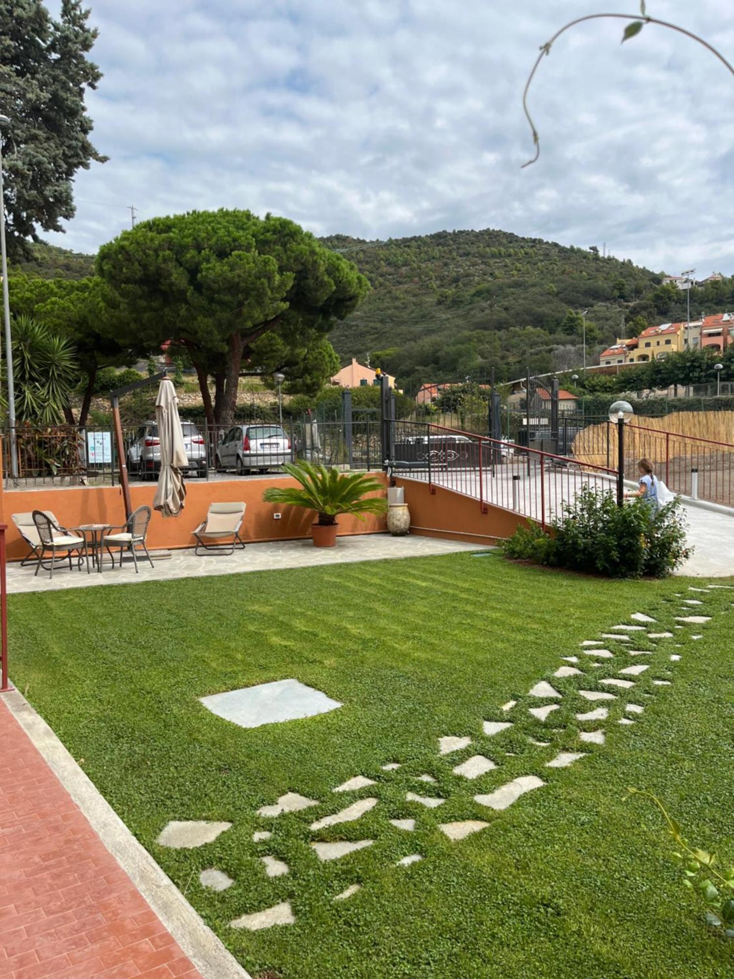 La Casa Del Gallo Pietra Ligure Exteriér fotografie